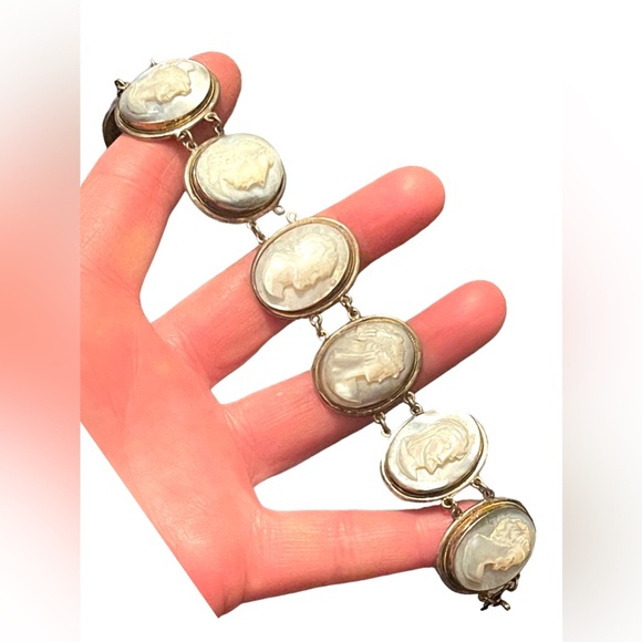 Antique MOP Pearl Hand carved sterling 800 Silver hand carved Cameo Bracelet - Picture 3 of 15